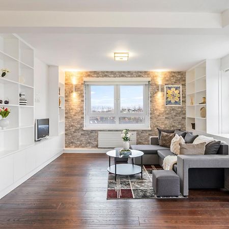 Relax, Play And Work In London Apartment Ngoại thất bức ảnh